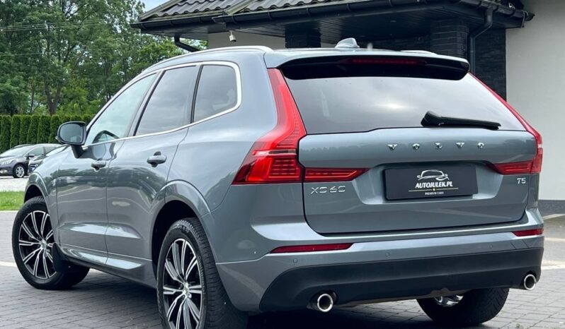 VOLVO   XC 60    250 KM    Automatyczna    FWD (przód)    Szary full