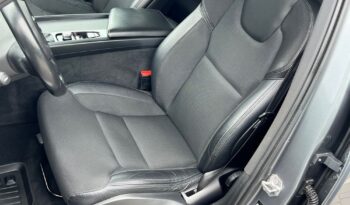 VOLVO   XC 60    250 KM    Automatyczna    FWD (przód)    Szary full