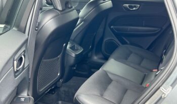 VOLVO   XC 60    250 KM    Automatyczna    FWD (przód)    Szary full