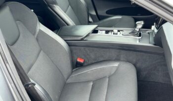 VOLVO   XC 60    250 KM    Automatyczna    FWD (przód)    Szary full
