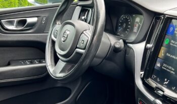 VOLVO   XC 60    250 KM    Automatyczna    FWD (przód)    Szary full