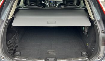 VOLVO   XC 60    250 KM    Automatyczna    FWD (przód)    Szary full