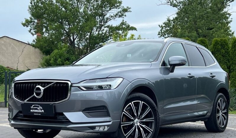 VOLVO   XC 60    250 KM    Automatyczna    FWD (przód)    Szary full