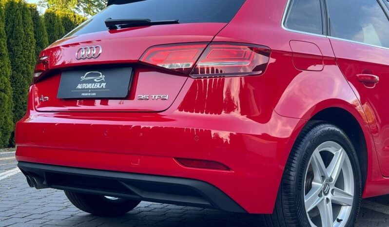 AUDI   A3     150 KM    Manualna    FWD (przód)    Czerwony full