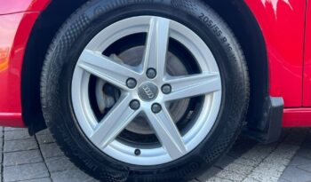 AUDI   A3     150 KM    Manualna    FWD (przód)    Czerwony full