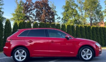 AUDI   A3     150 KM    Manualna    FWD (przód)    Czerwony full
