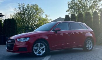 AUDI   A3     150 KM    Manualna    FWD (przód)    Czerwony full