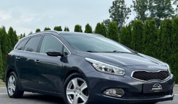 KIA   Ceed     128 KM    Manualna    FWD (przód)    Szary full