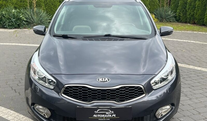 KIA   Ceed     128 KM    Manualna    FWD (przód)    Szary full