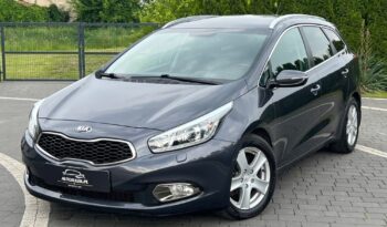 KIA   Ceed     128 KM    Manualna    FWD (przód)    Szary full