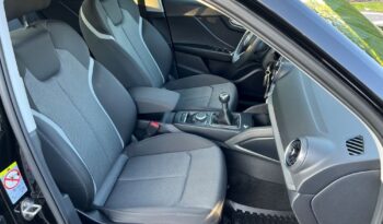 AUDI   Q2     116 KM    Manualna    FWD (przód)    Czarny full