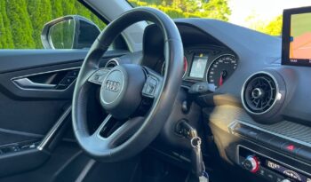 AUDI   Q2     116 KM    Manualna    FWD (przód)    Czarny full