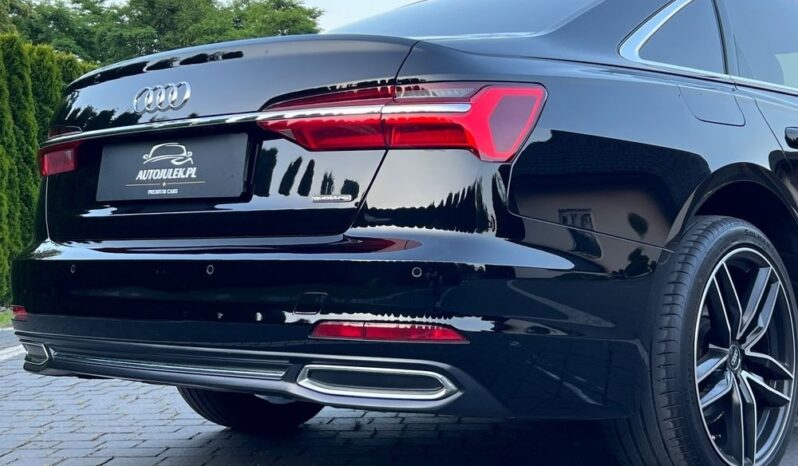AUDI   A6     204 KM    Automatyczna    4×4 (stały)    Czarny full