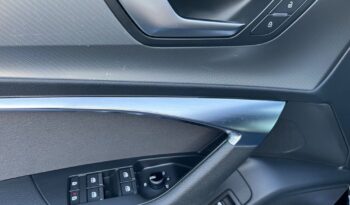 AUDI   A6     204 KM    Automatyczna    4×4 (stały)    Czarny full