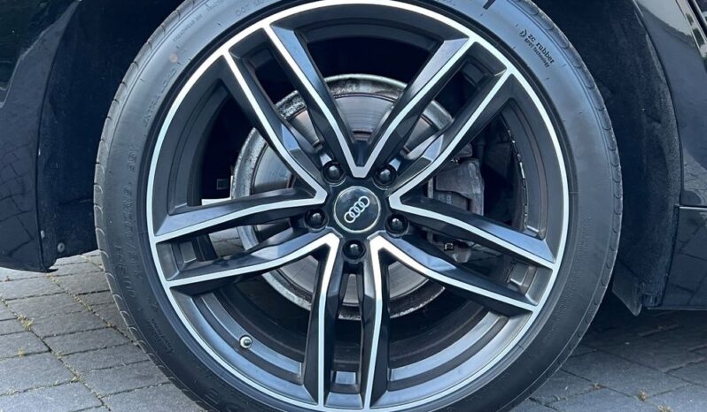 AUDI   A6     204 KM    Automatyczna    4×4 (stały)    Czarny full