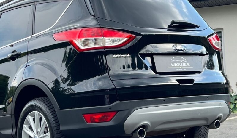 FORD   Kuga     150 KM    Manualna    FWD (przód)    Czarny full