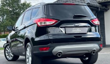 FORD   Kuga     150 KM    Manualna    FWD (przód)    Czarny full