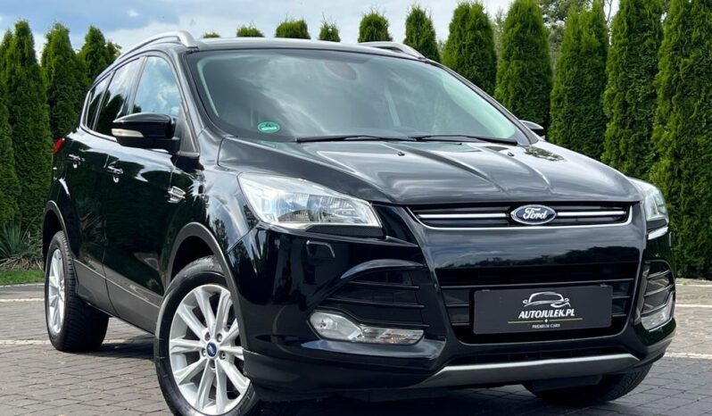FORD   Kuga     150 KM    Manualna    FWD (przód)    Czarny full