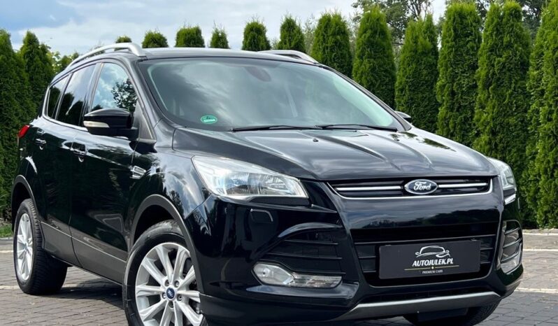 FORD   Kuga     150 KM    Manualna    FWD (przód)    Czarny full