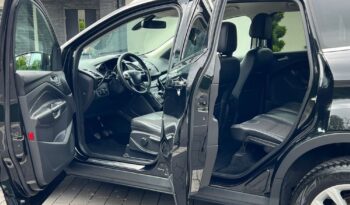 FORD   Kuga     150 KM    Manualna    FWD (przód)    Czarny full