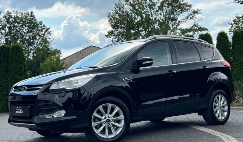 FORD   Kuga     150 KM    Manualna    FWD (przód)    Czarny full