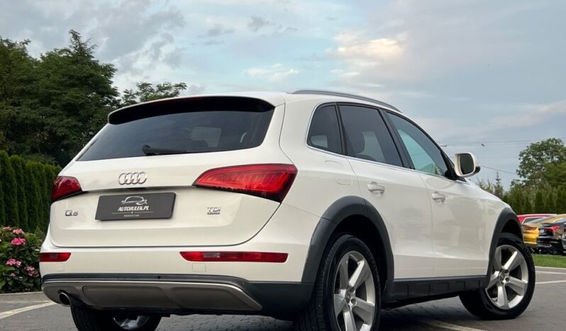 AUDI   Q5     177 KM    Automatyczna    4×4 (stały)    Biały full