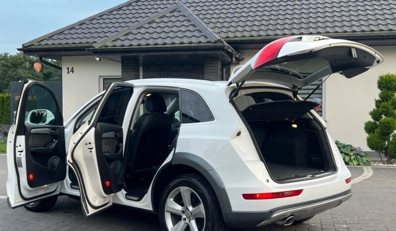 AUDI   Q5     177 KM    Automatyczna    4×4 (stały)    Biały full