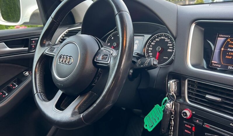 AUDI   Q5     177 KM    Automatyczna    4×4 (stały)    Biały full