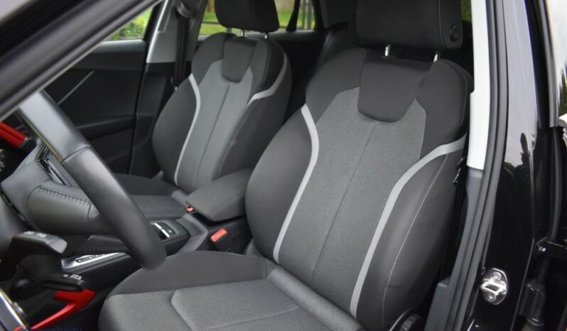 AUDI   Q2     150 KM    Automatyczna    4×4 (doł. automatycznie)    Czarny full