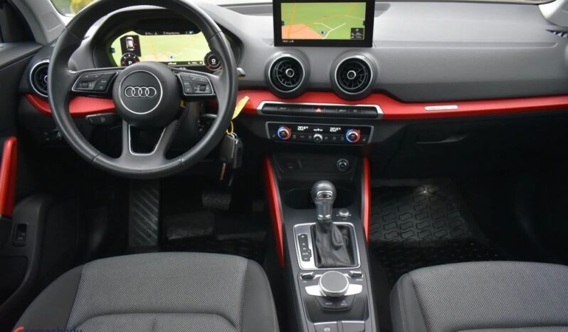 AUDI   Q2     150 KM    Automatyczna    4×4 (doł. automatycznie)    Czarny full