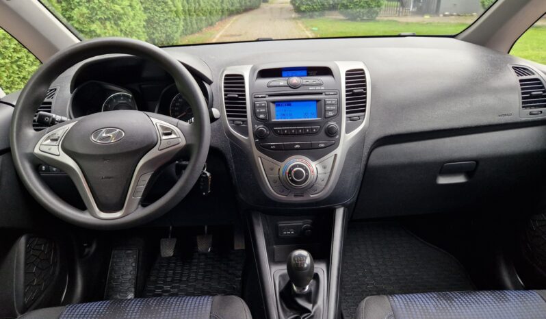 HYUNDAI ix20  | FWD (przód) | Manualna | 90 KM | Bordowy full