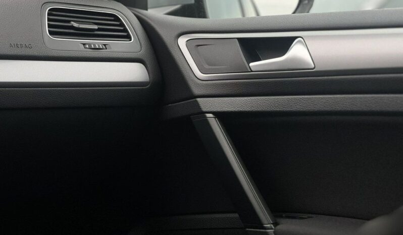 VOLKSWAGEN Golf  | FWD (przód) | Manualna | 86 KM | Srebrny full