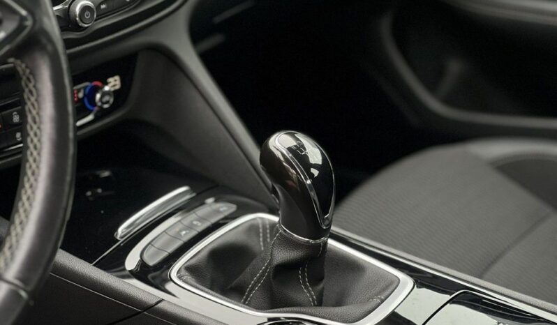 OPEL Insignia  | FWD (przód) | Manualna | 136 KM | Czarny full