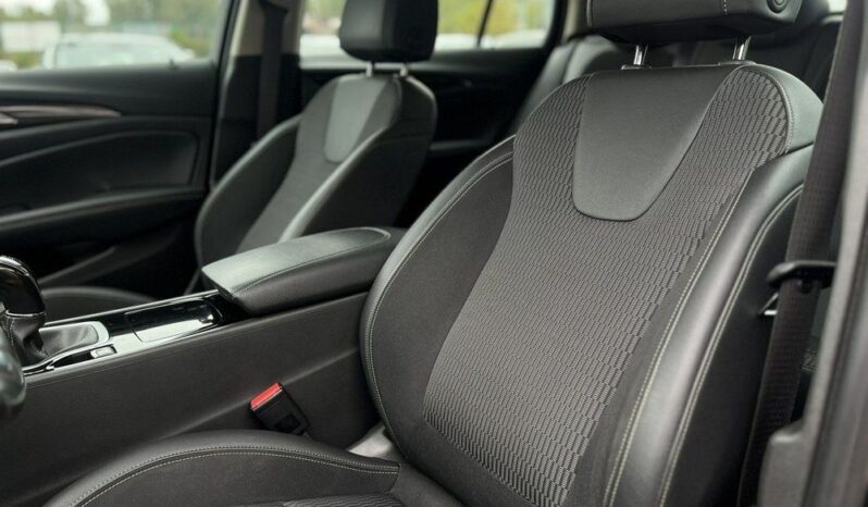 OPEL Insignia  | FWD (przód) | Manualna | 136 KM | Czarny full