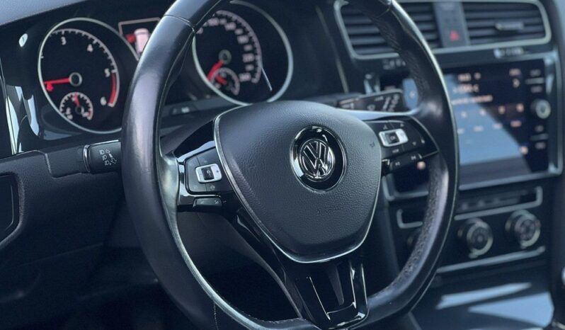 VOLKSWAGEN Golf  | FWD (przód) | Manualna | 115 KM | Srebrny full