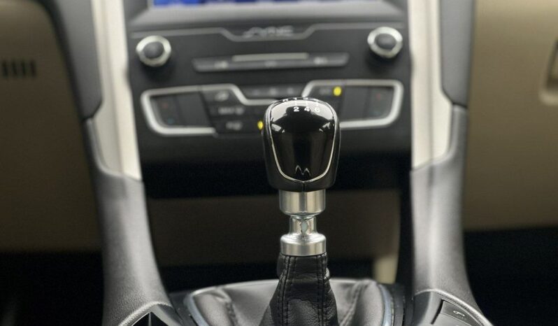 FORD Mondeo  | FWD (przód) | Manualna | 150 KM | Złoty full