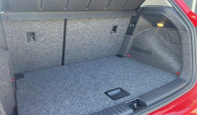 SEAT Arona  | FWD (przód) | Automatyczna | 115 KM | Czerwony full