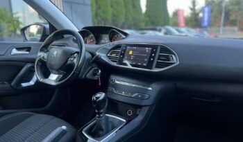 PEUGEOT 308  | FWD (przód) | Manualna | 130 KM | Srebrny full