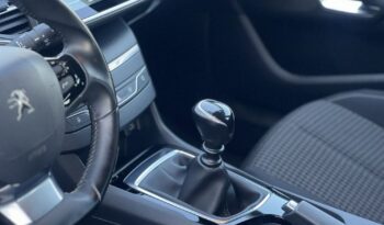 PEUGEOT 308  | FWD (przód) | Manualna | 130 KM | Srebrny full
