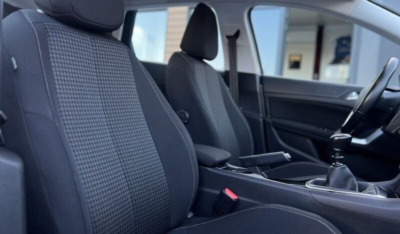 PEUGEOT 308  | FWD (przód) | Manualna | 130 KM | Srebrny full