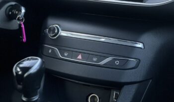 PEUGEOT 308  | FWD (przód) | Manualna | 130 KM | Srebrny full