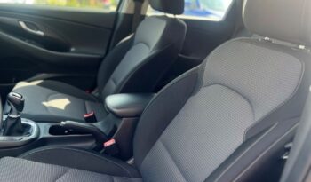 HYUNDAI I30  | FWD (przód) | Manualna | 120 KM | Srebrny full