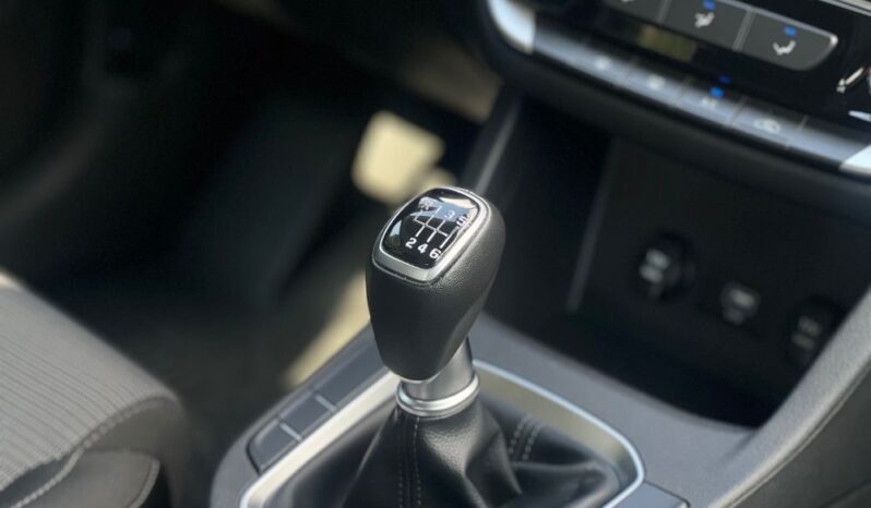 HYUNDAI I30  | FWD (przód) | Manualna | 120 KM | Szary full