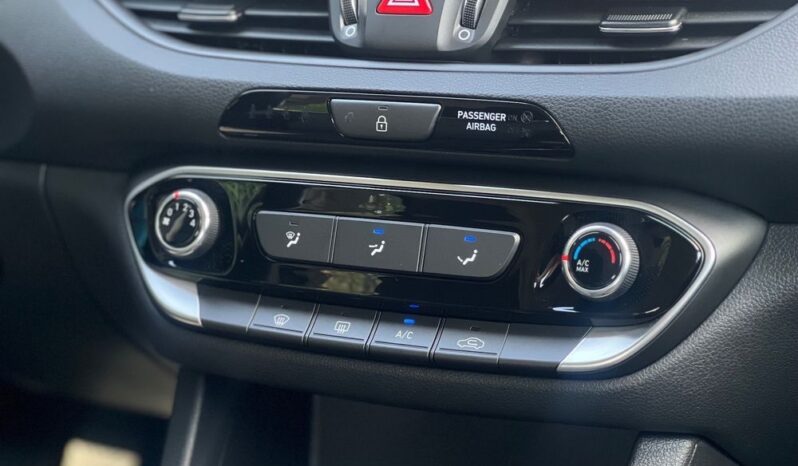 HYUNDAI I30  | FWD (przód) | Manualna | 120 KM | Szary full