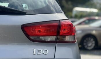 HYUNDAI I30  | FWD (przód) | Manualna | 120 KM | Srebrny full