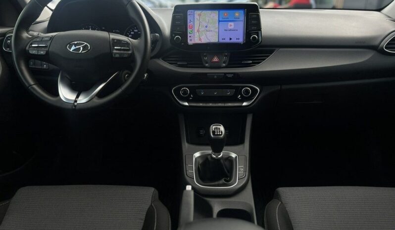 HYUNDAI I30  | FWD (przód) | Manualna | 120 KM | Srebrny full