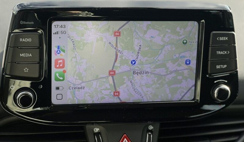 HYUNDAI I30  | FWD (przód) | Manualna | 120 KM | Srebrny full