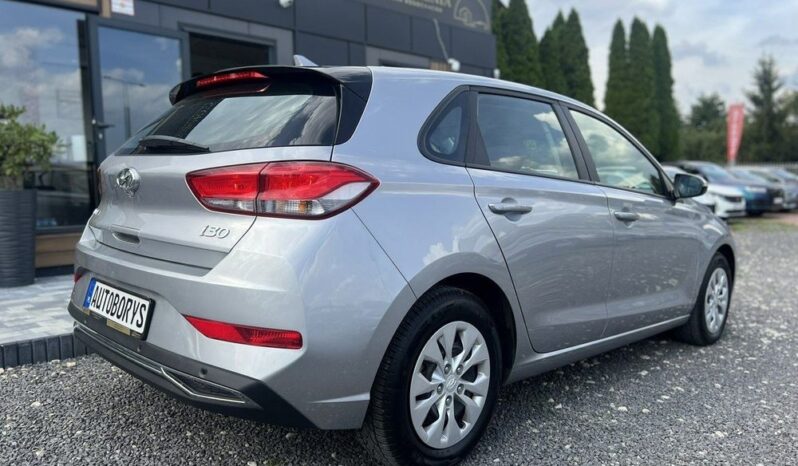 HYUNDAI I30  | FWD (przód) | Manualna | 120 KM | Srebrny full