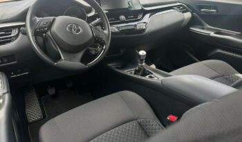 TOYOTA C-HR | FWD (przód) | Manualna | 116 KM | Niebieski full