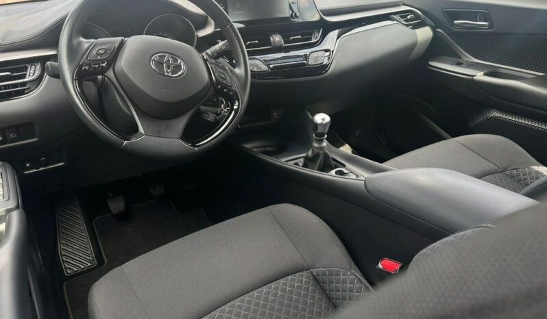TOYOTA C-HR | FWD (przód) | Manualna | 116 KM | Niebieski full
